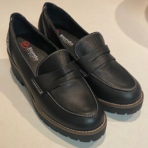 BLONDO NWT DULCE WATERPROOF PLATFORM LOAFER WEATHEREPROOF BLACK WOMENS SZ 6.5